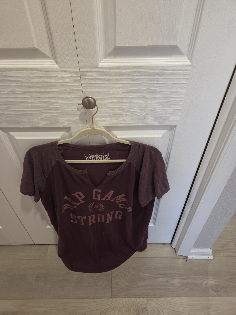 PINK Victoria's Secret Maroon Short-Sleeve Graphic Tee